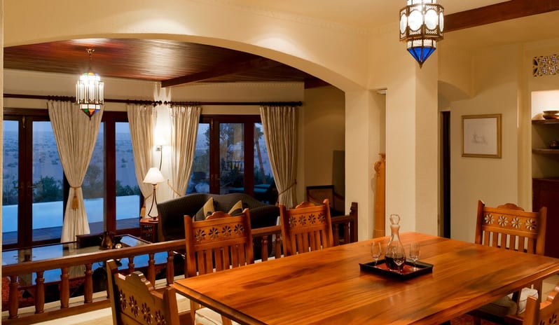 Emirates Suites with Pool 1_1918